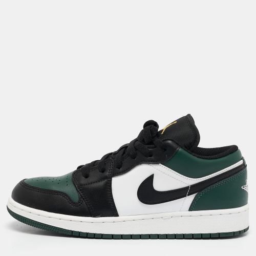 Leather Jordan 1 Low Green Toe Sneakers Size 38.5 (GS) - Air Jordans - Modalova