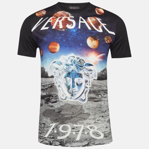 Universe Medusa Printed Cotton Knit T-Shirt XS - Versace - Modalova