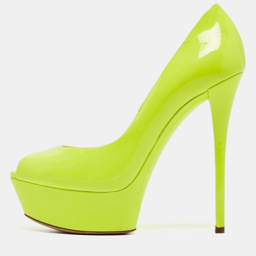 Lime Patent Leather Daisy Peep Toe Platform Pumps Size 37 - Casadei - Modalova