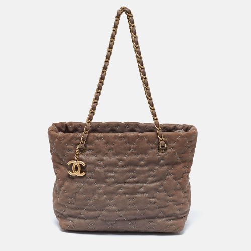 Quilted Caviar Leather Wild Stitch Tote - Chanel - Modalova