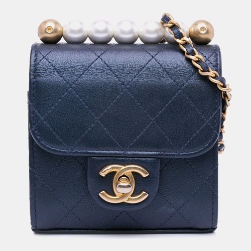 Mini Chic Pearls Crossbody Bag - Chanel - Modalova