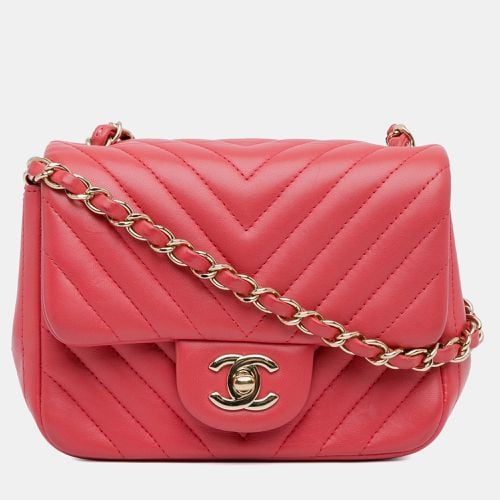 Pink Lambskin Chevron Quilted Mini Square Flap Bag - Chanel - Modalova