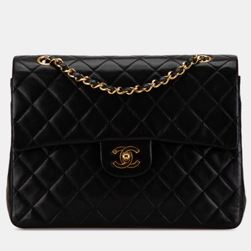 Classic Lambskin Double Flap Square Bag - Chanel - Modalova