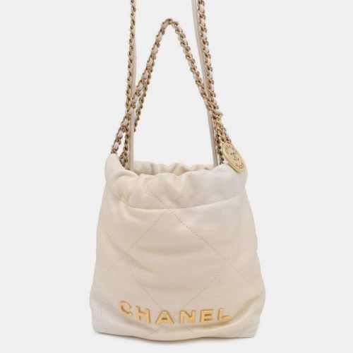 Leather 22 Coco Mark Shoulder Bag - Chanel - Modalova