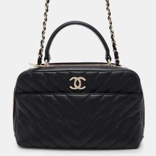 Lambskin Trendy Bowling Bag With Logo - Chanel - Modalova