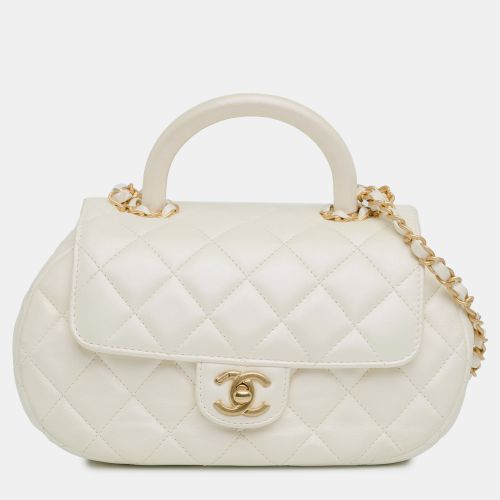 CC Quilted Lambskin Top Handle Bag - Chanel - Modalova