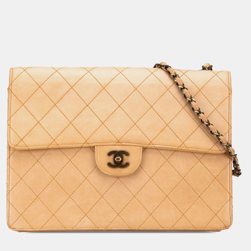 Jumbo Lambskin Stitched Single Flap Bag - Chanel - Modalova