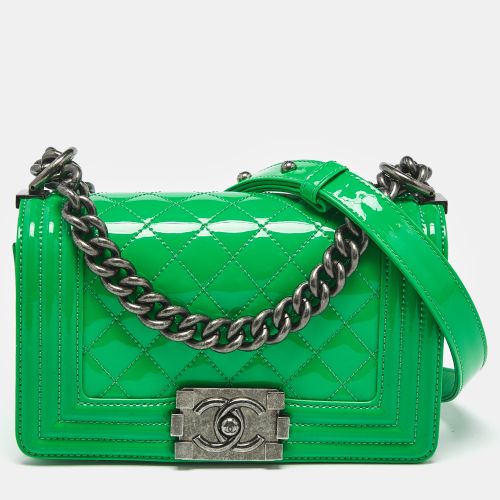 Quilted Patent Leather Small Boy Flap Bag - Chanel - Modalova