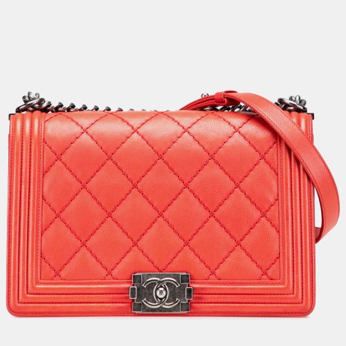 Medium Quilted Calfskin Wild Stitch Boy Flap Bag - Chanel - Modalova