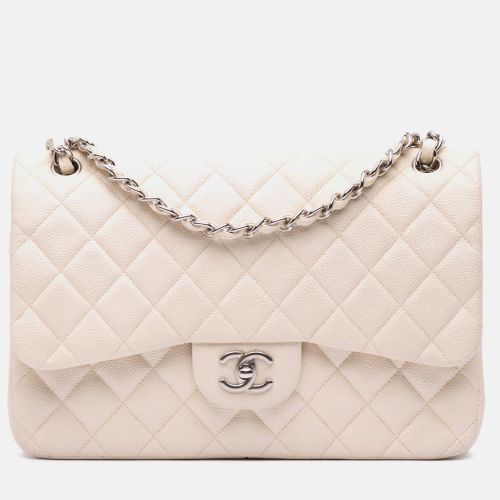 Classic Double Flap Jumbo Caviar Shoulder Bag - Chanel - Modalova