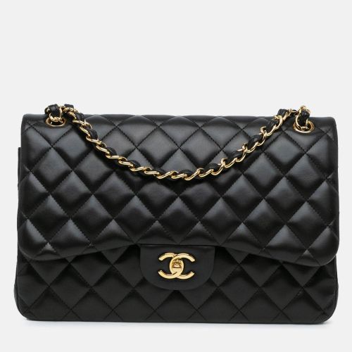 Classic Double Flap Jumbo Lambskin Shoulder Bag - Chanel - Modalova