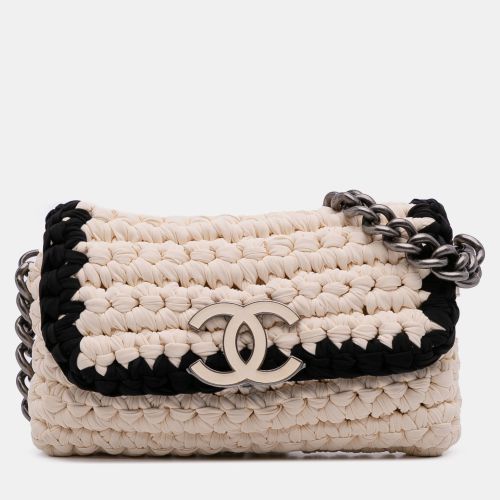 Neoprene Fancy Crochet Flap - Chanel - Modalova