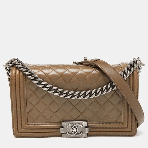 Quilted Leather Medium Boy Flap Bag - Chanel - Modalova