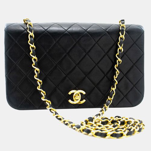 Quilted Lambskin Leather Full Single Flap Bag - Chanel - Modalova