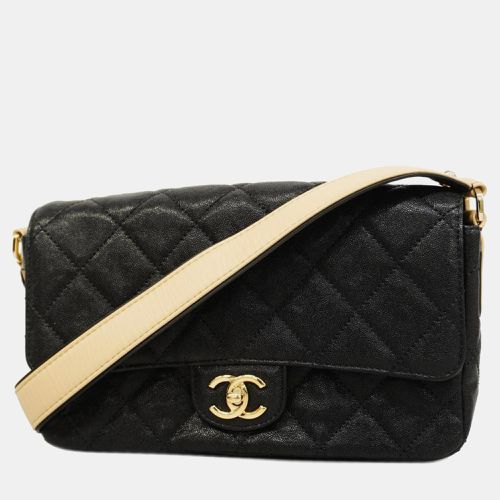 Quilted Caviar Medium Buckle Strap CC Messenger Bag - Chanel - Modalova