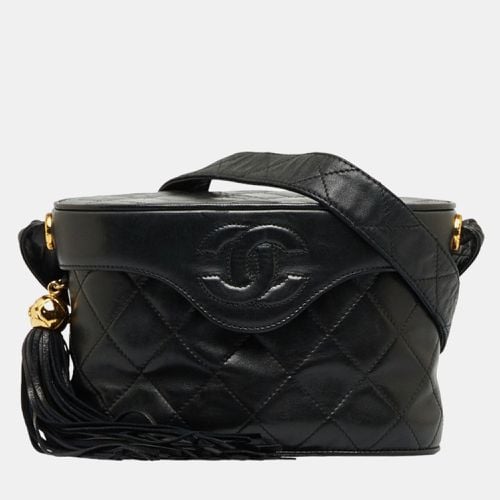 Quilted Leather Small Vintage Tassel Box Bag - Chanel - Modalova