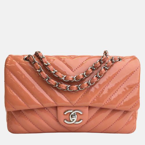 Peach Patent Leather Flap Shoulder Bag - Chanel - Modalova