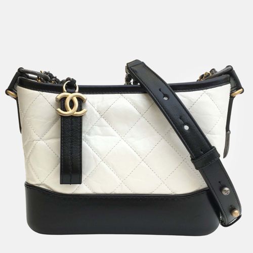 White/ Leather Small Gabrielle Shoulder Bag - Chanel - Modalova