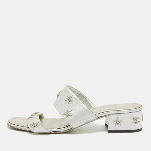 Leather Star Crystal Embellished Slide Sandals Size 38.5 - Chanel - Modalova