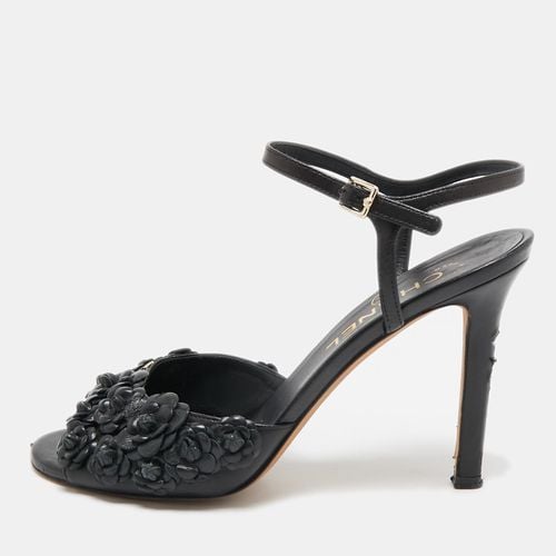 Leather Camellia Applique Ankle Strap Sandals Size 37.5 - Chanel - Modalova