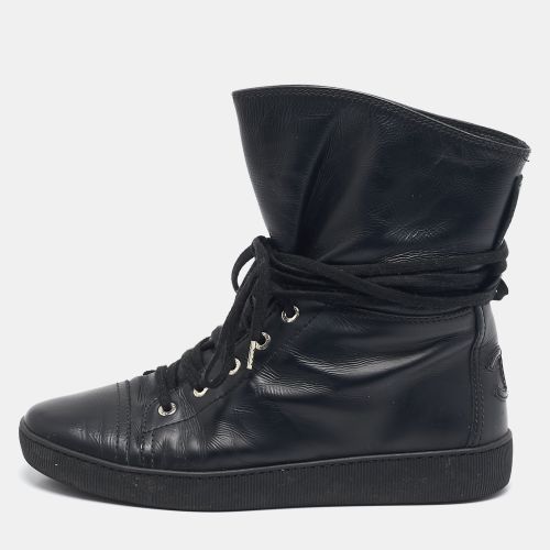 Leather CC High Top Sneakers Size 39.5 - Chanel - Modalova