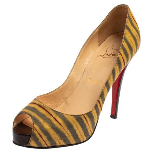 Canvas Very Prive Peep Toe Pumps Size 36.5 - Christian Louboutin - Modalova