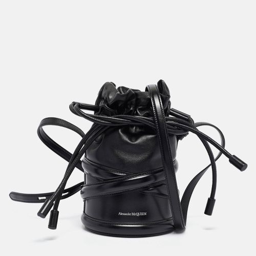 Leather The Soft Curve Bucket Bag - Alexander McQueen - Modalova