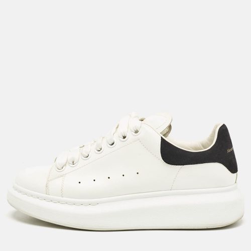 White Leather and Suede Oversized Lace Up Sneakers Size 38 - Alexander McQueen - Modalova