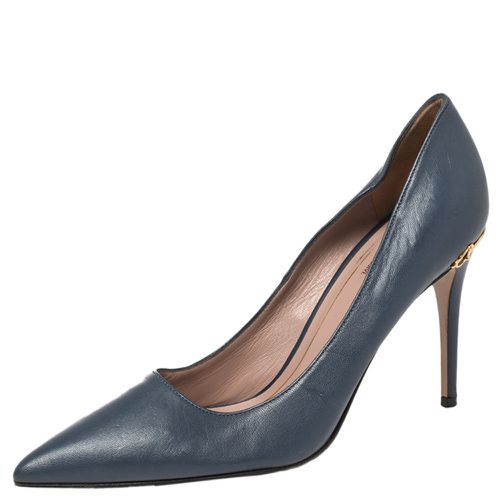 Leather Adina Horsebit Pointed Toe Pumps Size 36 - Gucci - Modalova