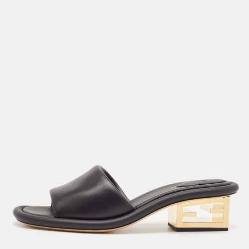 Leather Baguette Slide Sandals Size 41 - Fendi - Modalova