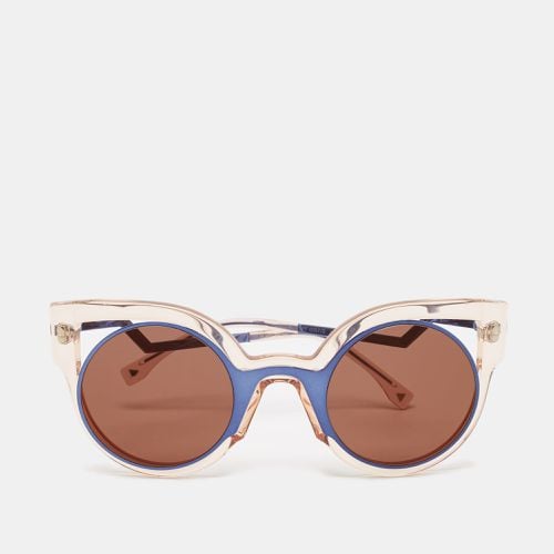 Beige FF 0137/S Paradeyes Cat Eye Sunglasses - Fendi - Modalova