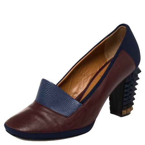 Blue Lizard Embossed Leather and Fabric Polifonia Court Studded Heel Pumps Size 39 - Fendi - Modalova