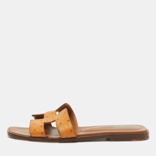 Ostrich Leather Oran Flat Sandals Size 36 - Hermes - Modalova