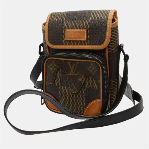 LV x Nigo Giant Damier Ebene Monogram Nano Amazone Messenger - Louis Vuitton - Modalova