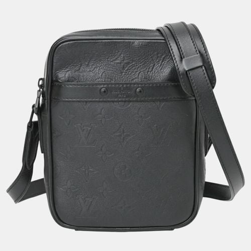 Leather Noir () Monogram Shadow Danube PM bag - Louis Vuitton - Modalova