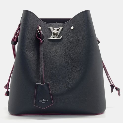 Leather Lock Me Bucket Bag - Louis Vuitton - Modalova