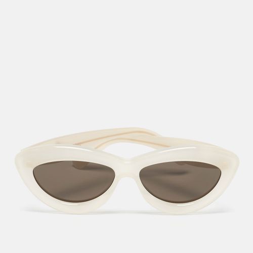 Off /Black LW40096I Curvy Cat Eye Sunglasses - Loewe - Modalova