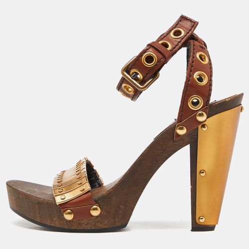 Gold Leather and Metal Platform Eyelet Ankle Strap Sandals Size 37 - Miu Miu - Modalova