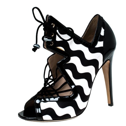 Monochrome Satin And Patent Leather Cut Out Strappy Sandals Size 37 - Nicholas Kirkwood - Modalova