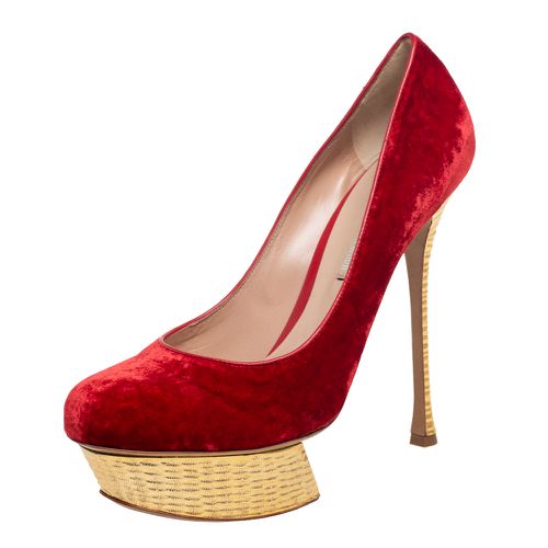 Gold Velvet Platform Pumps Size 40.5 - Nicholas Kirkwood - Modalova