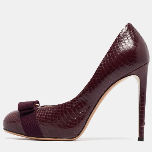 Burgundy Python Vara Bow Pumps Size 38 - Salvatore Ferragamo - Modalova