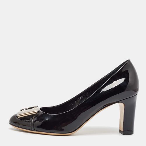 Patent Leather Buckle Pumps Size 39.5 - Salvatore Ferragamo - Modalova