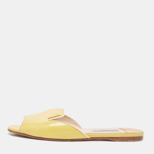 Saffiano Vernice Leather Flat Slides Size 36 - Prada - Modalova