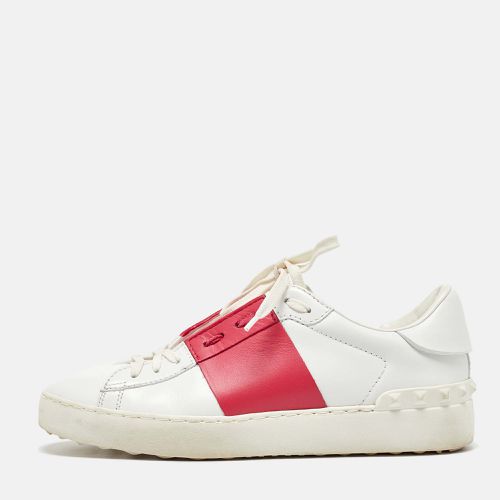 Pink Leather Rockstud Low Top Sneakers Size 38 - Valentino - Modalova