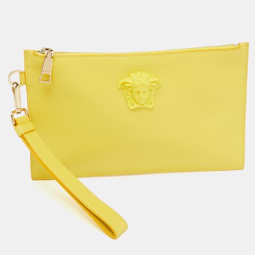 Leather La Medusa Wristlet Zip Pouch - Versace - Modalova