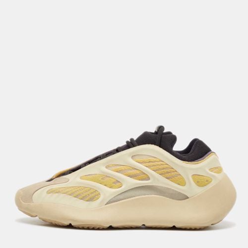 Two Tone Mesh and Rubber Yeezy 700 V3 Azael Sneakers Size 39 1/3 - Yeezy x Adidas - Modalova