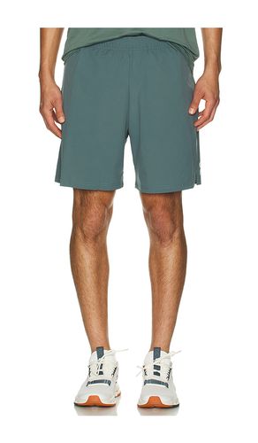 Core shorts en color verde oliva talla S (también en XL/1X) - On - Modalova