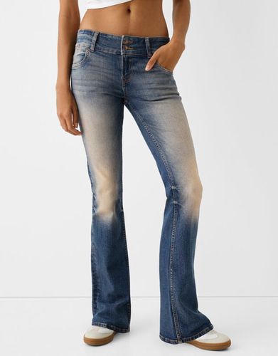 Jeans Bootcut Low Waist Mujer 34 - Bershka - Modalova