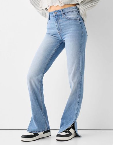 Jeans Flare Confort Abertura Lateral Mujer 32 - Bershka - Modalova
