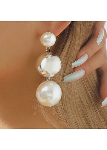 Pearl Detail Round Silvery White Earrings - unsigned - Modalova